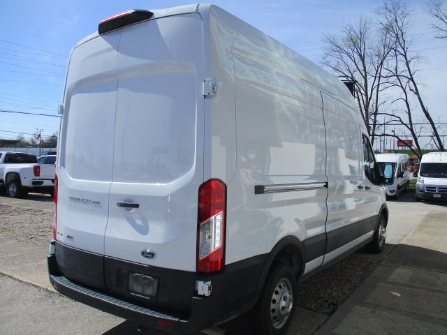 Used 2023 Ford Transit 250 148 High Roof AWD image 6