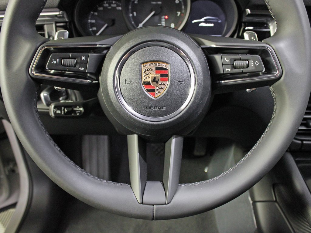 New 2026 Porsche Macan image 22