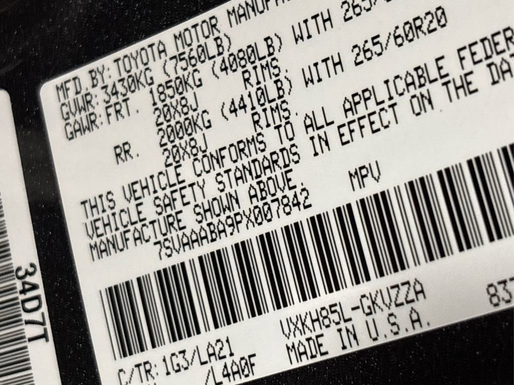 Used 2023 Toyota Sequoia Platinum image 19