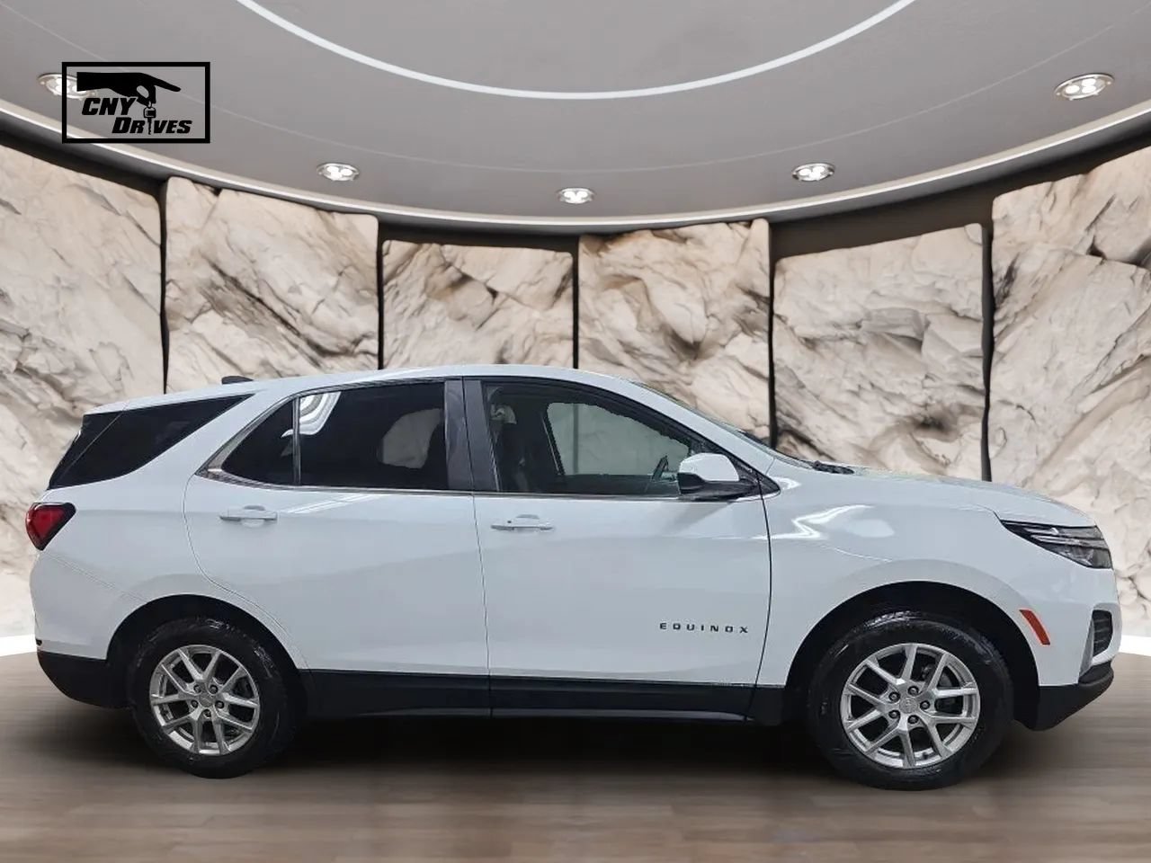 Used 2022 Chevrolet Equinox LT AWD/4WD image 4