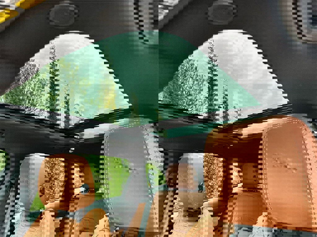 New 2026 Jaguar F-PACE R-Dynamic S image 19