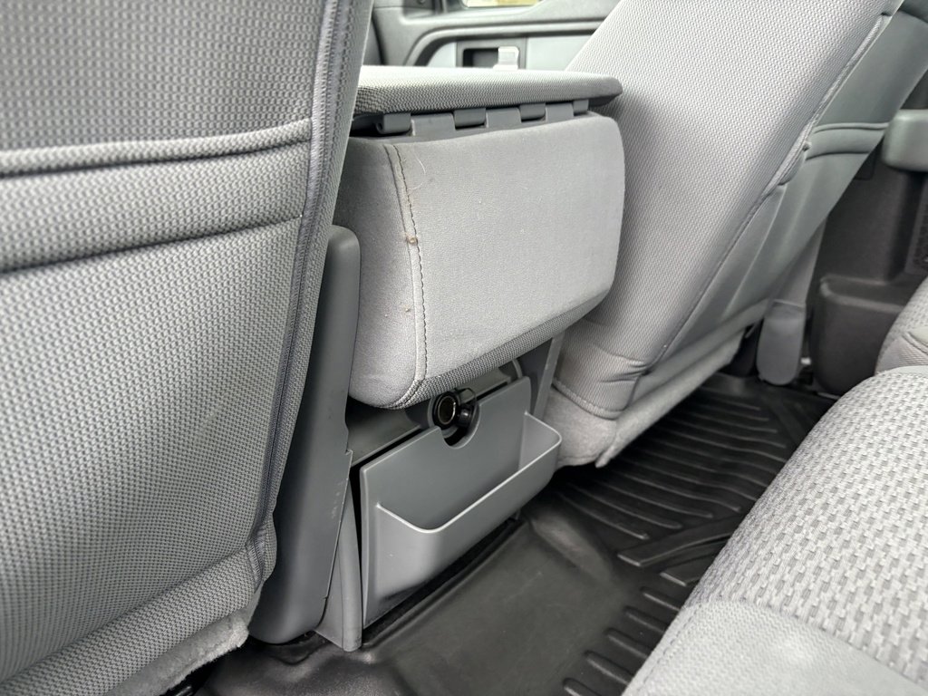 Used 2012 Ford F150 XLT w/ XLT Chrome Pkg image 21