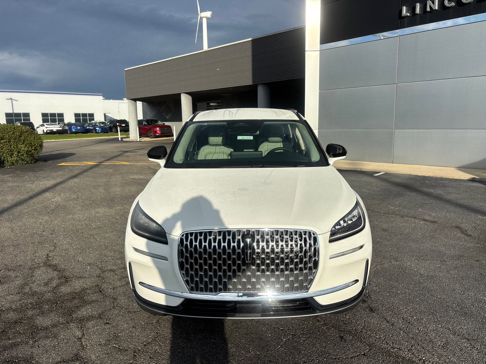 New 2026 Lincoln Corsair Premiere image 2