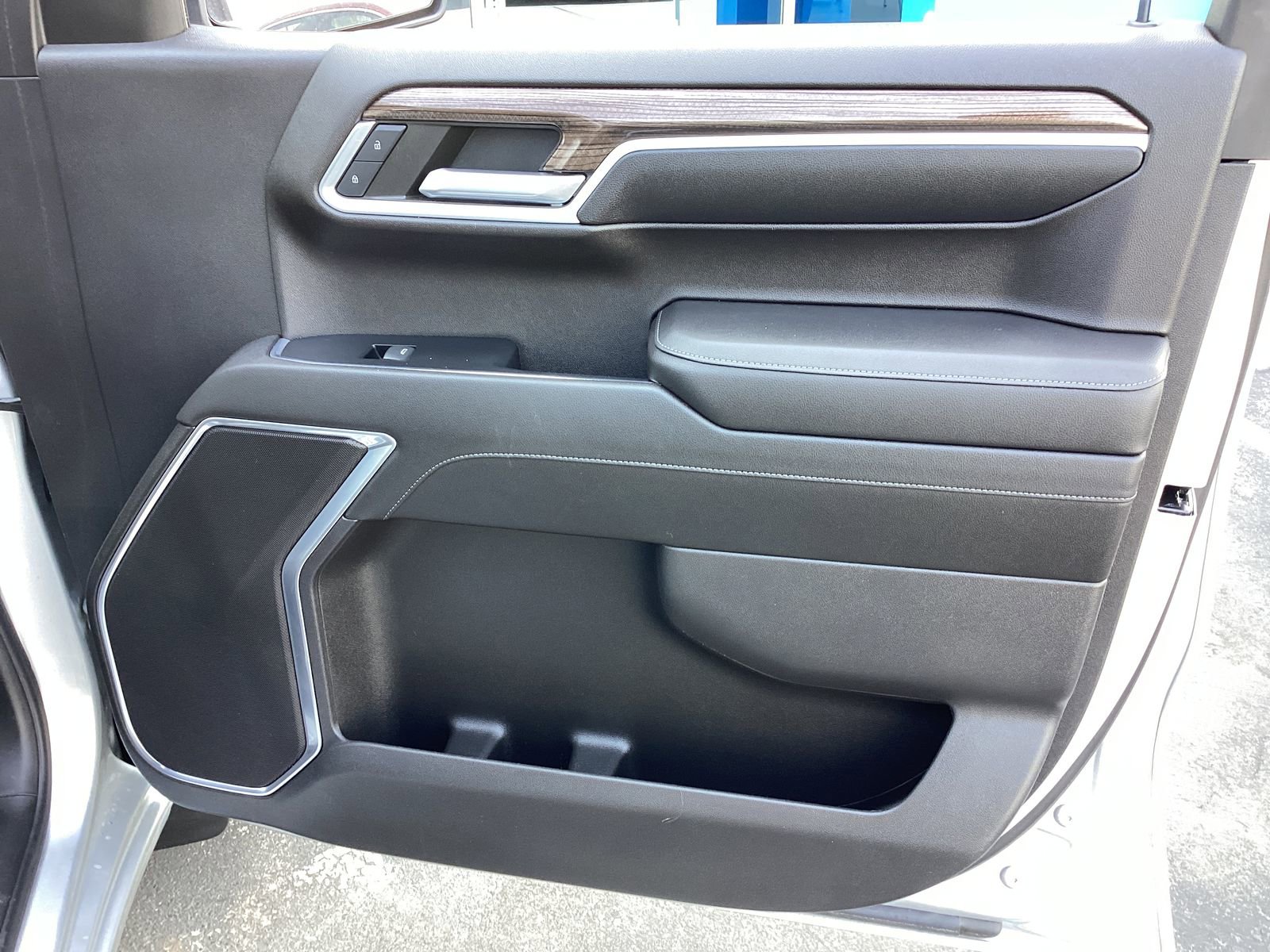 Used 2022 Chevrolet Silverado 1500 LT image 20