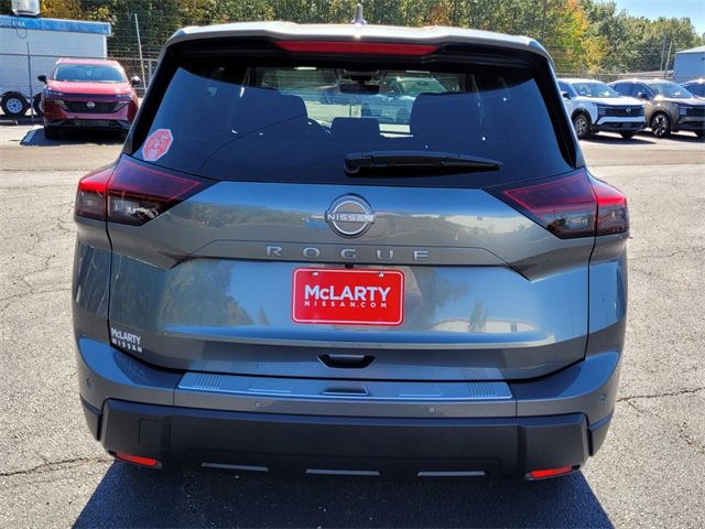 New 2026 Nissan Rogue SV image 8