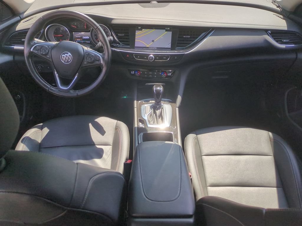 Used 2018 Buick Regal Essence w/ Driver Confidence Package #1 AWD/4WD image 25
