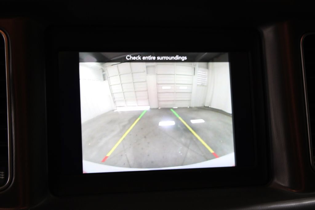 Used 2019 Dodge Charger SXT RWD image 49