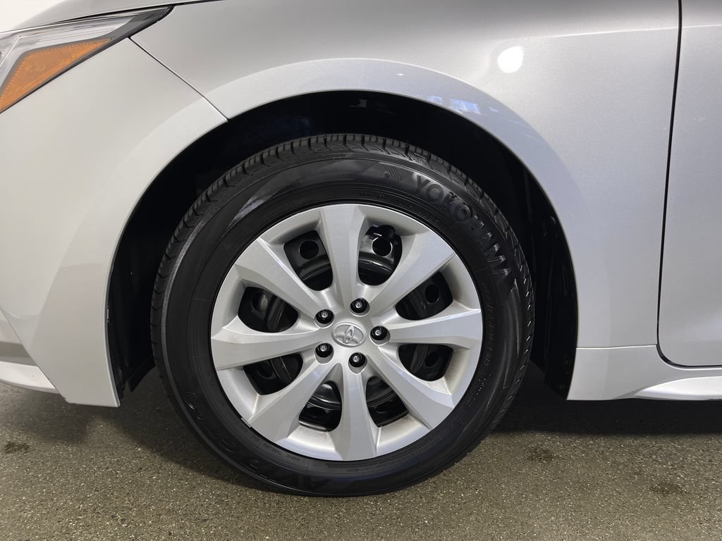 Certified 2026 Toyota Corolla LE w/ Carpet Mat Package (TMS) FWD image 11