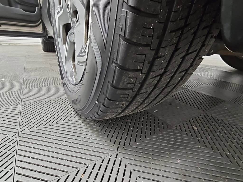 Used 2019 Honda CR-V EX-L image 42