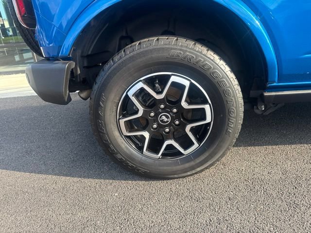 Used 2023 Ford Bronco Outer Banks AWD/4WD image 11