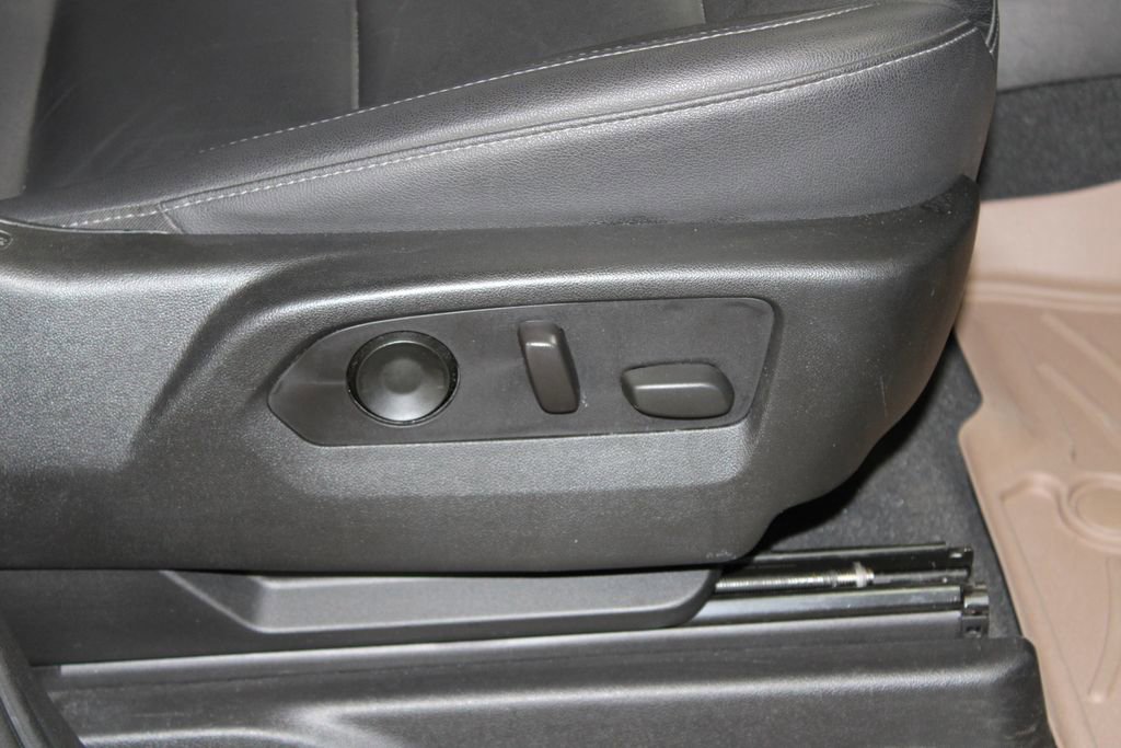 Used 2021 Chevrolet Tahoe LT image 27