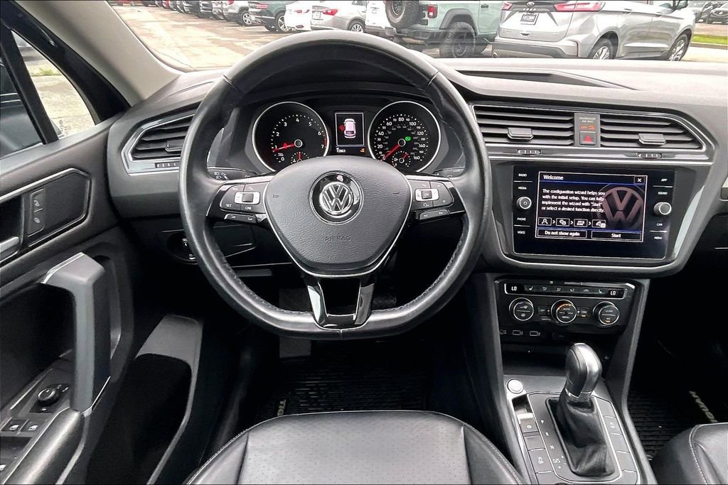 Used 2018 Volkswagen Tiguan SEL AWD/4WD image 8