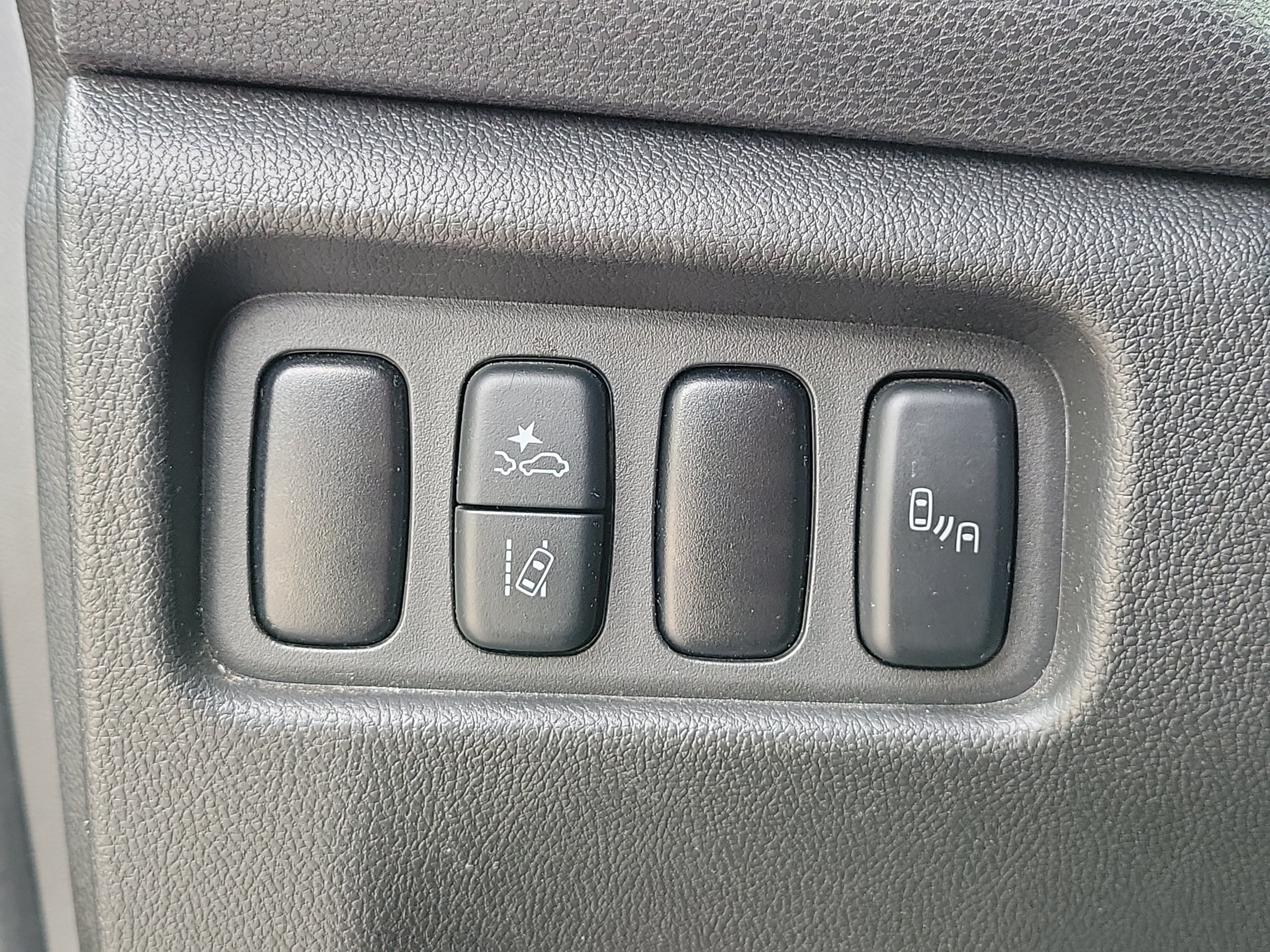 Used 2023 Mitsubishi Outlander Sport ES AWD/4WD image 29