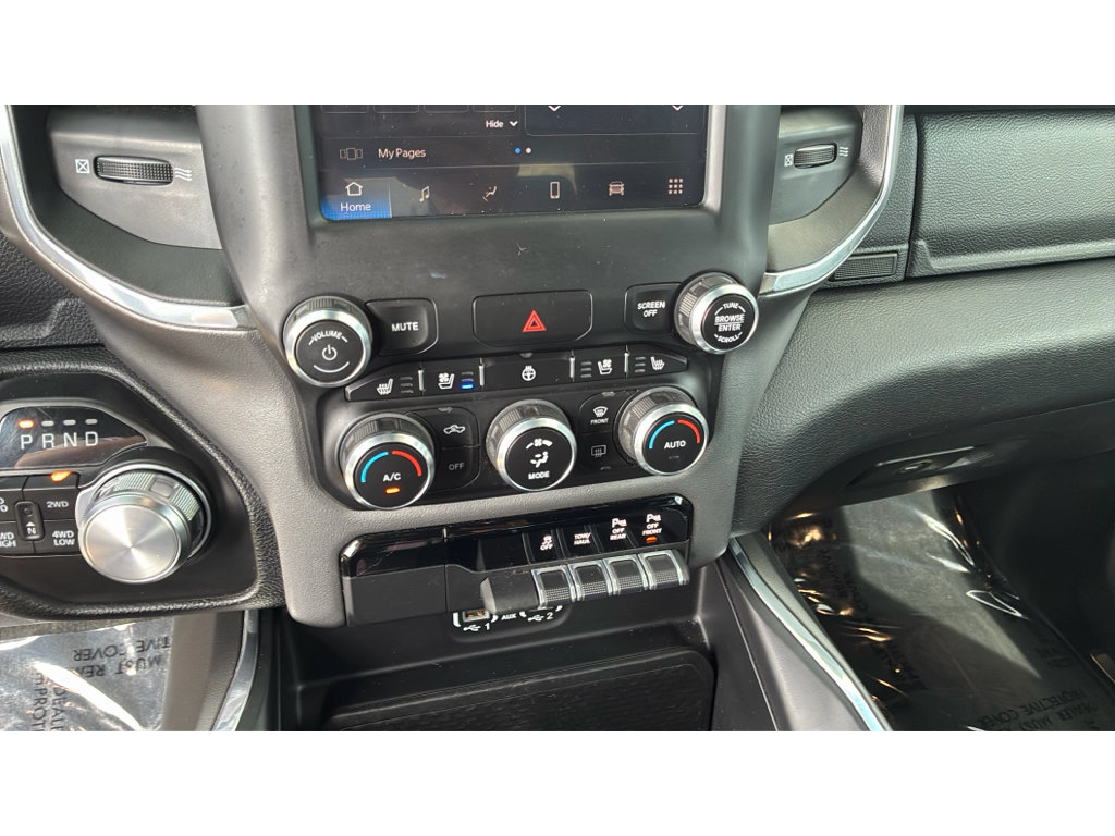 Used 2022 RAM 1500 Laramie w/ Sport Appearance Package AWD/4WD image 15