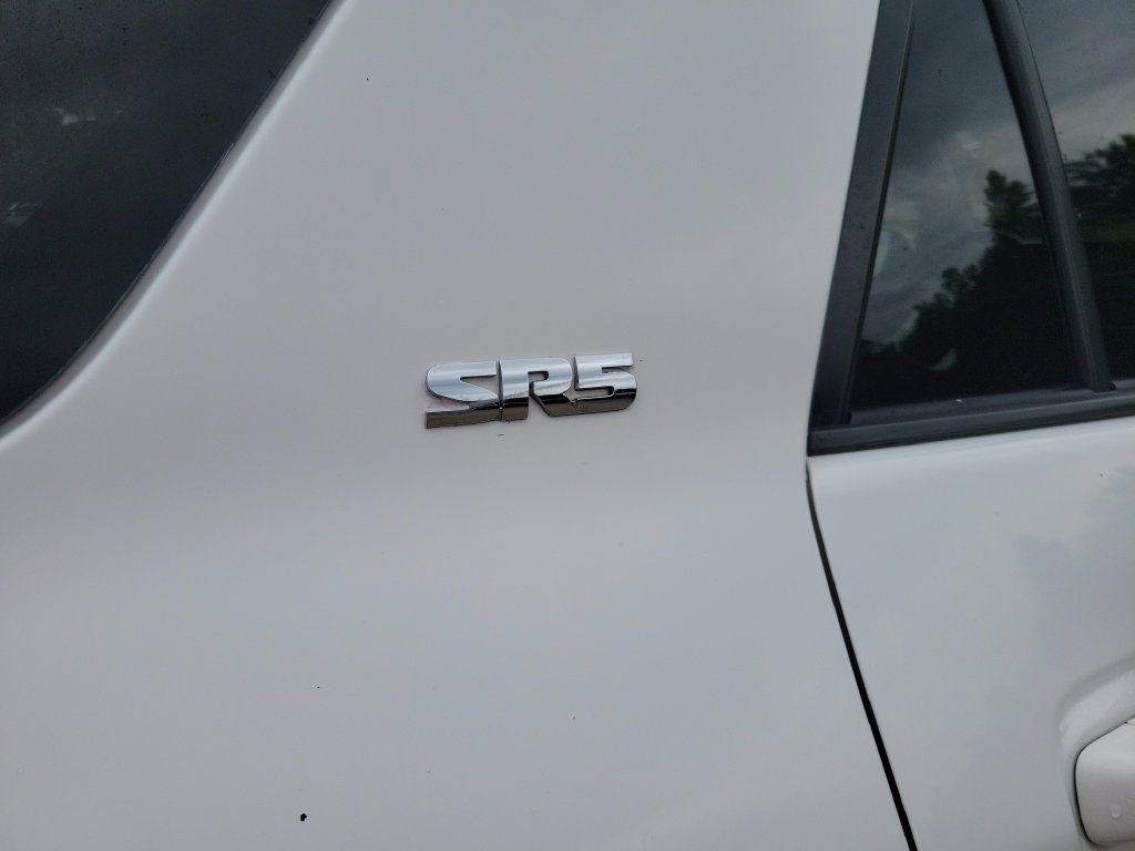 Used 2018 Toyota 4Runner SR5 RWD image 5