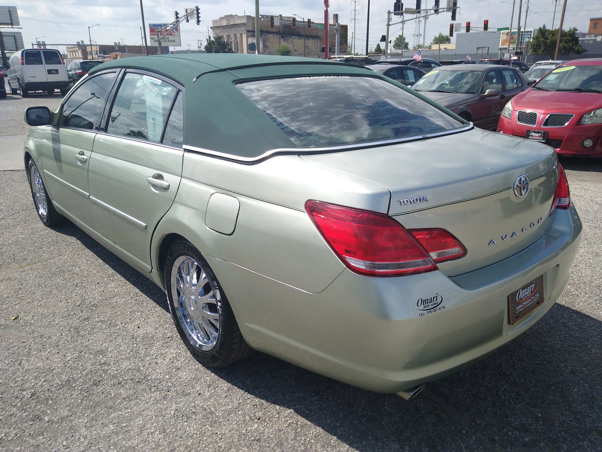 Used 2007 Toyota Avalon XLS image 8