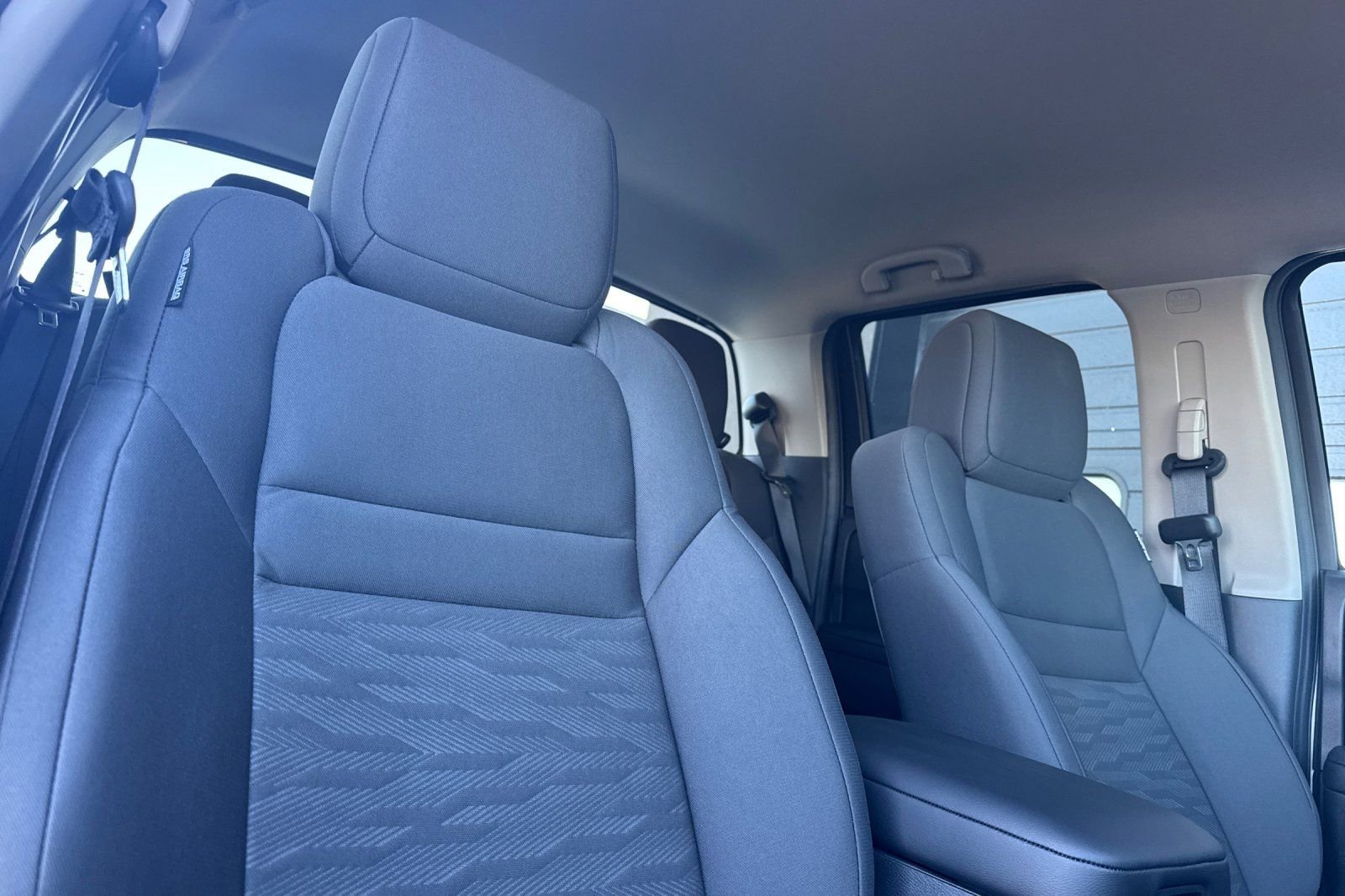 New 2026 Nissan Frontier S image 18