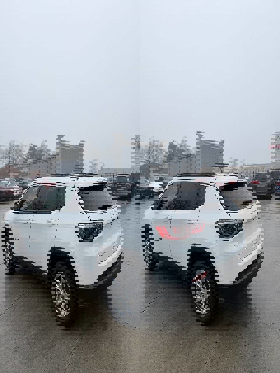 Used 2024 Jeep Compass Latitude image 4