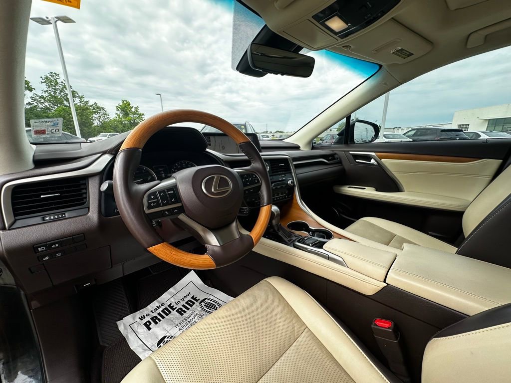 Used 2019 Lexus RX 350 FWD w/ Navigation Package image 12