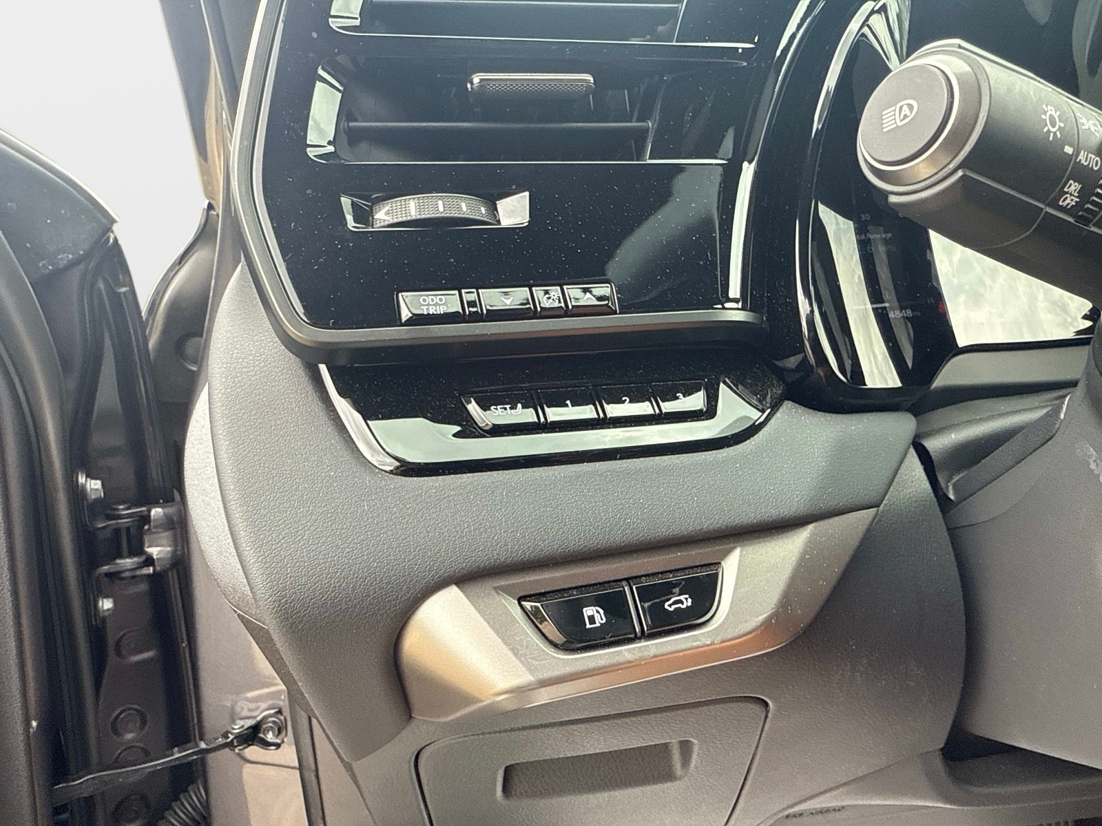 Used 2026 Lexus RX 350 Premium Plus w/ Accessory Package (Z1) FWD image 29
