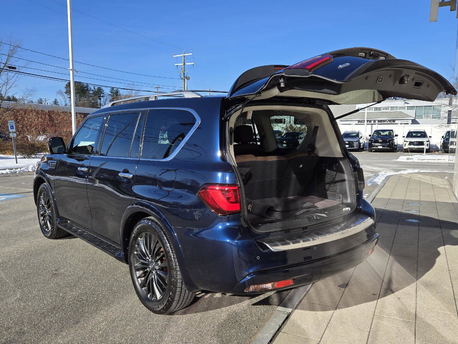 Certified 2022 INFINITI QX80 Premium Select w/ Cargo Package image 19