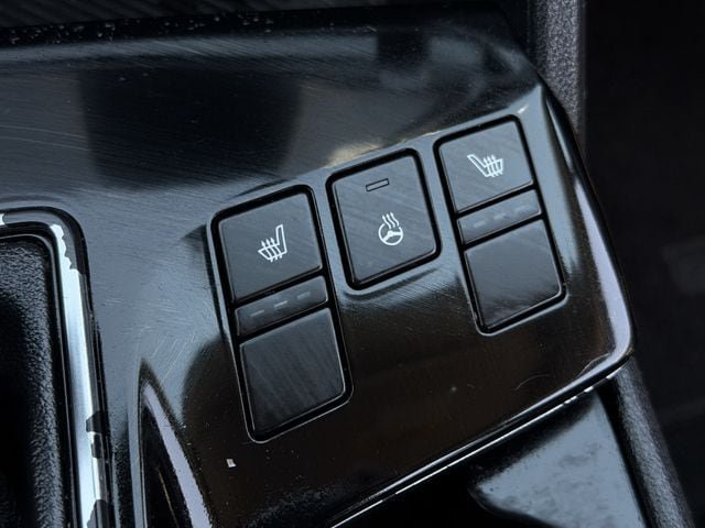 Used 2023 Kia Sportage EX AWD/4WD image 21