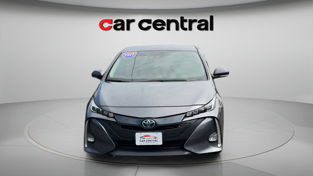 Used 2017 Toyota Prius Prime Advanced FWD image 8
