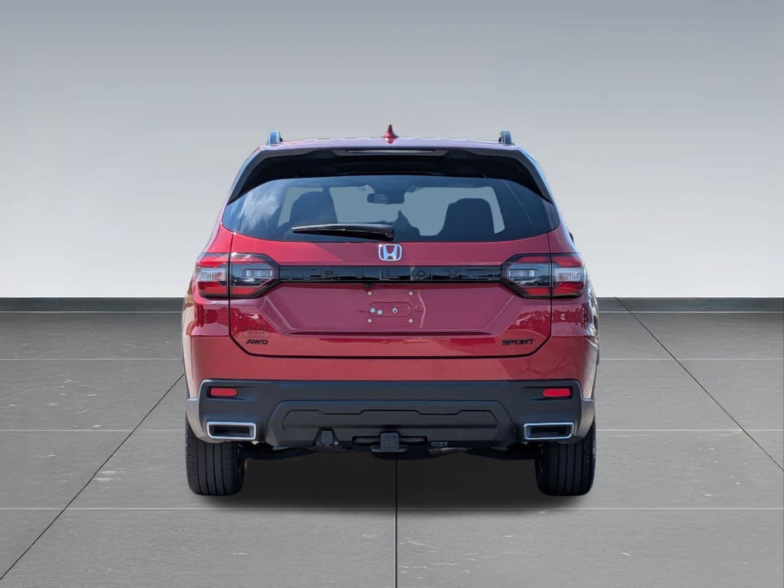 Certified 2024 Honda Pilot Sport image 4