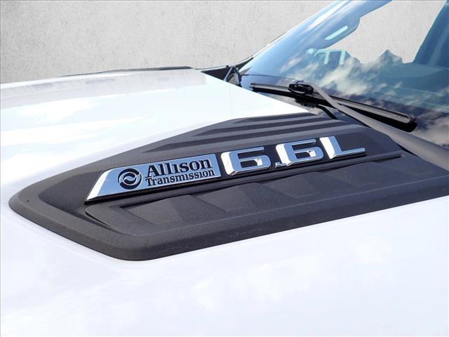 Used 2024 Chevrolet Silverado 2500 Custom w/ Custom Value Package AWD/4WD image 8