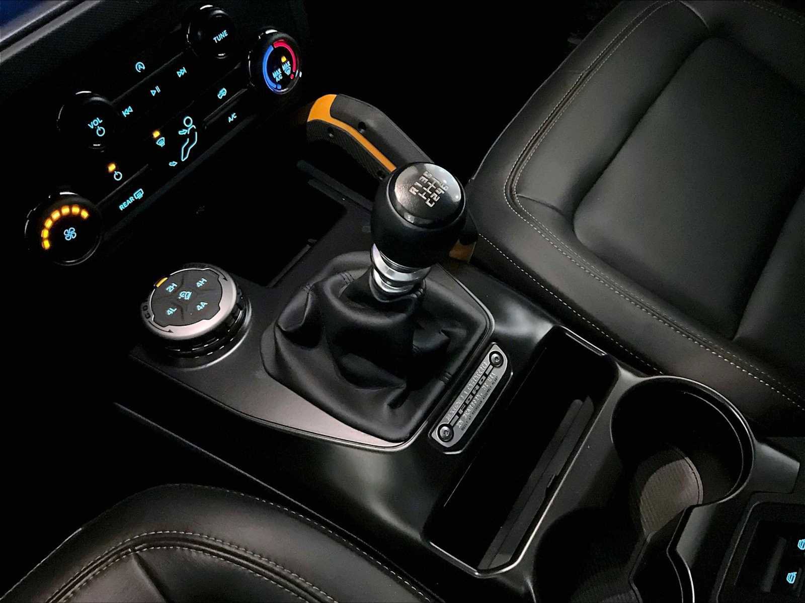 Used 2024 Ford Bronco Badlands image 20