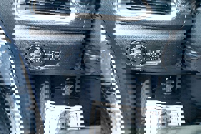 New 2026 Chrysler Pacifica Select image 23