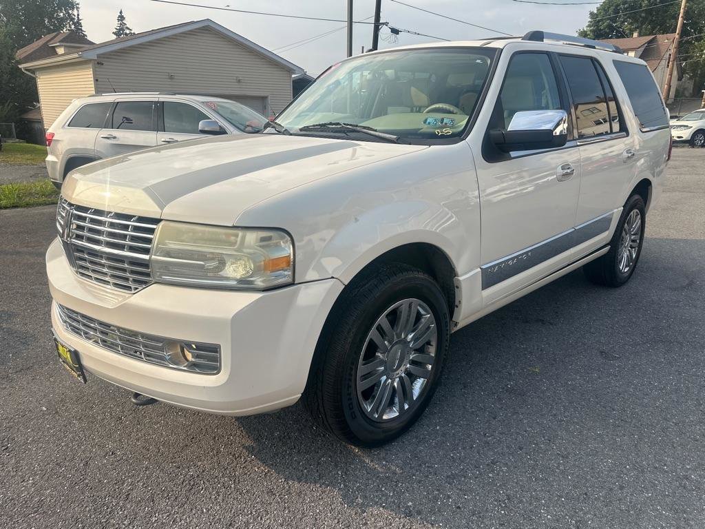 Used 2007 Lincoln Navigator Ultimate AWD/4WD image 8