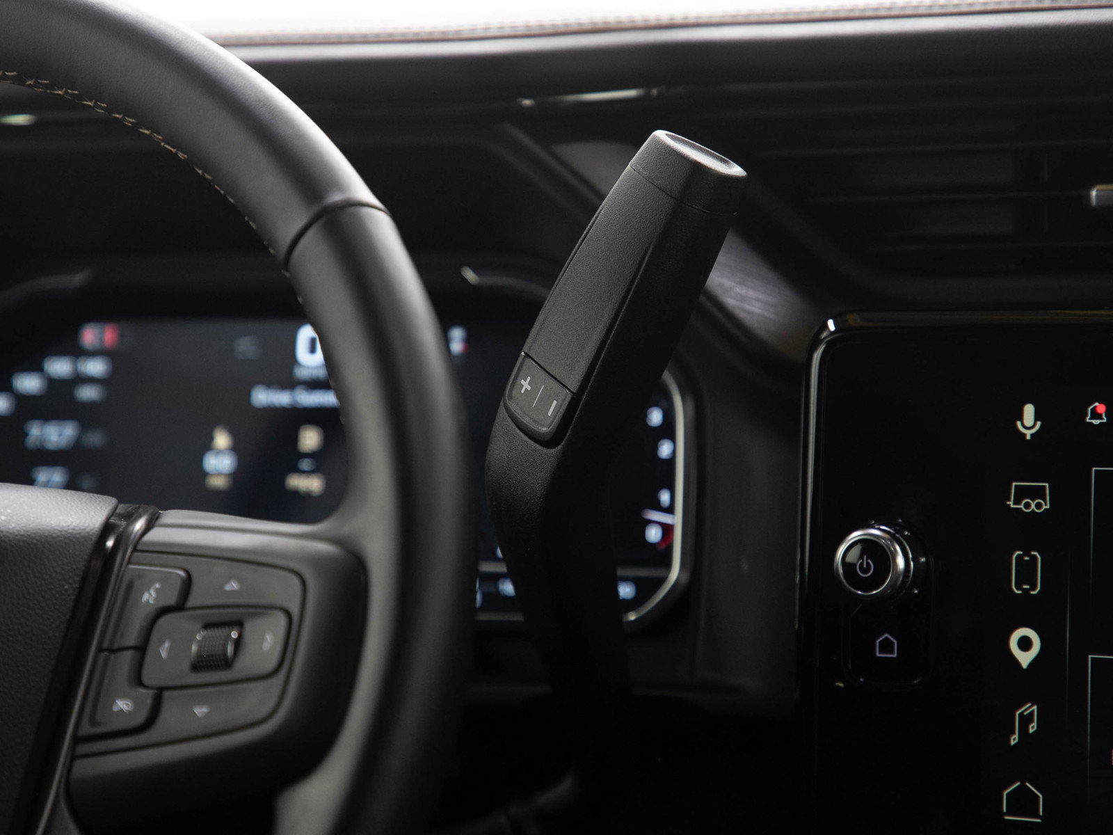 Used 2025 GMC Sierra 2500 AT4 w/ AT4 Premium Plus Package AWD/4WD image 16