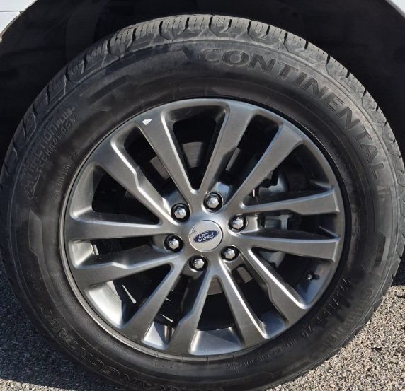 Used 2020 Ford Expedition Limited AWD/4WD image 24