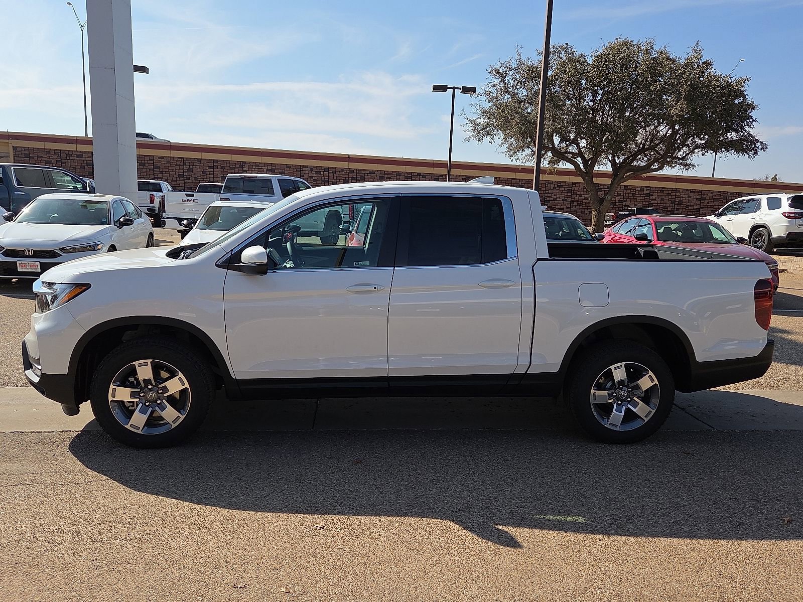 New 2026 Honda Ridgeline RTL image 2