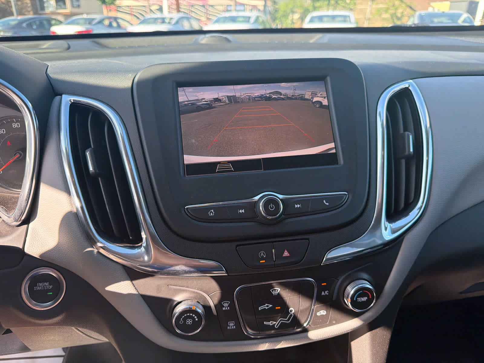 Used 2022 Chevrolet Equinox LS w/ LS Convenience Package image 7