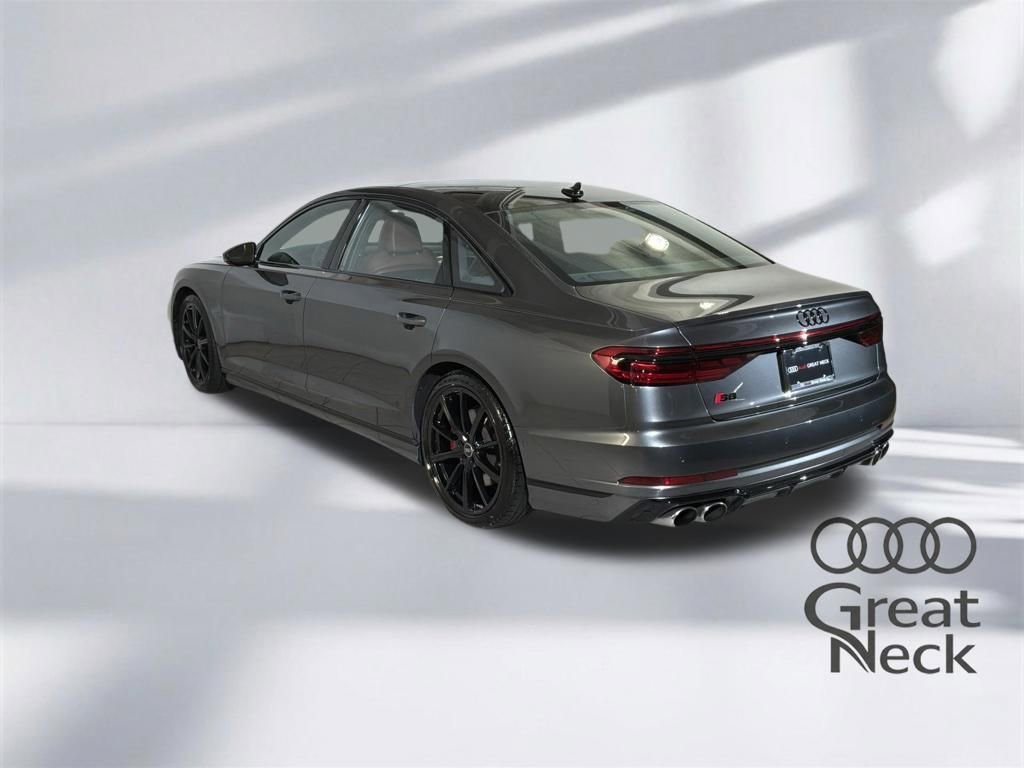Used 2023 Audi S8 w/ S8 Comfort Plus Package AWD/4WD image 8