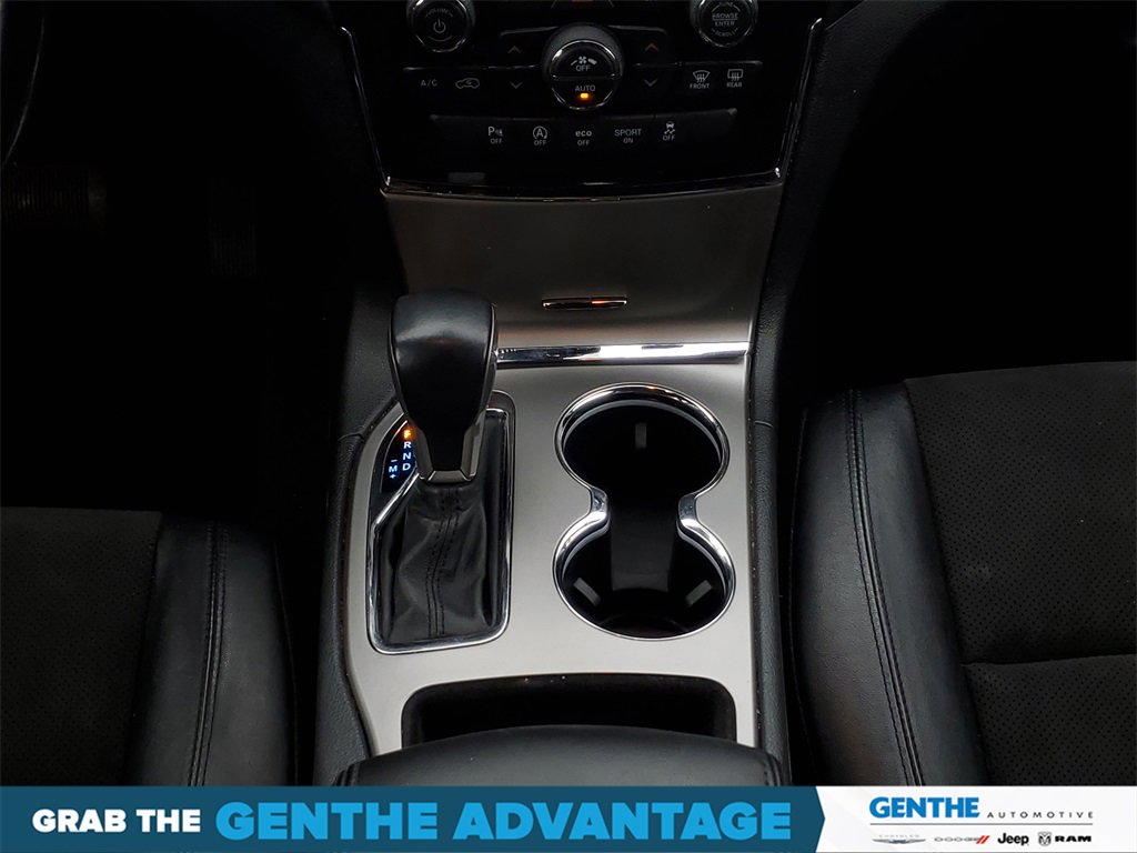 Used 2021 Jeep Grand Cherokee Laredo X image 23