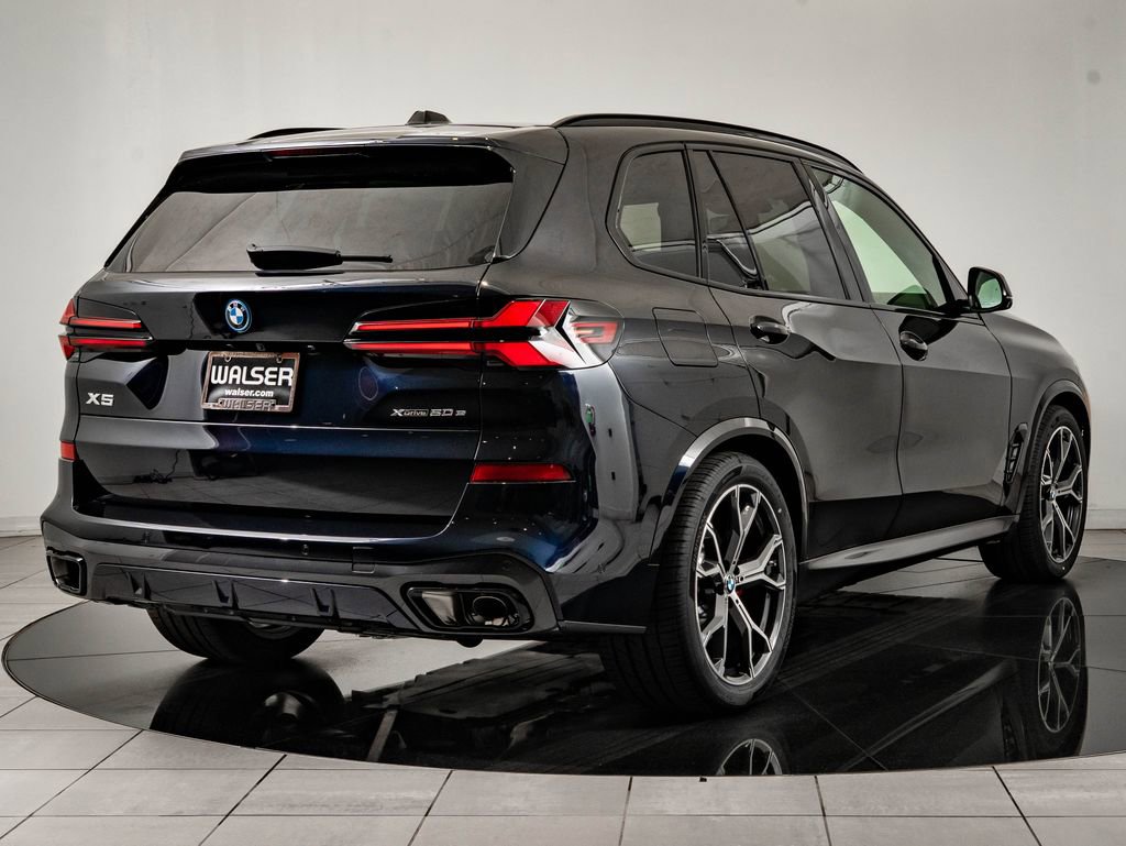 New 2026 BMW X5 xDrive50e w/ M Sport Package AWD/4WD image 12