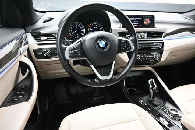 Used 2022 BMW X1 sDrive28i w/ Premium Package FWD image 12