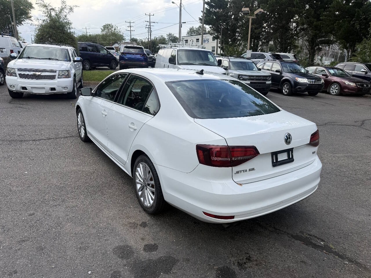 Used 2016 Volkswagen Jetta SEL w/ Lighting Package FWD image 7
