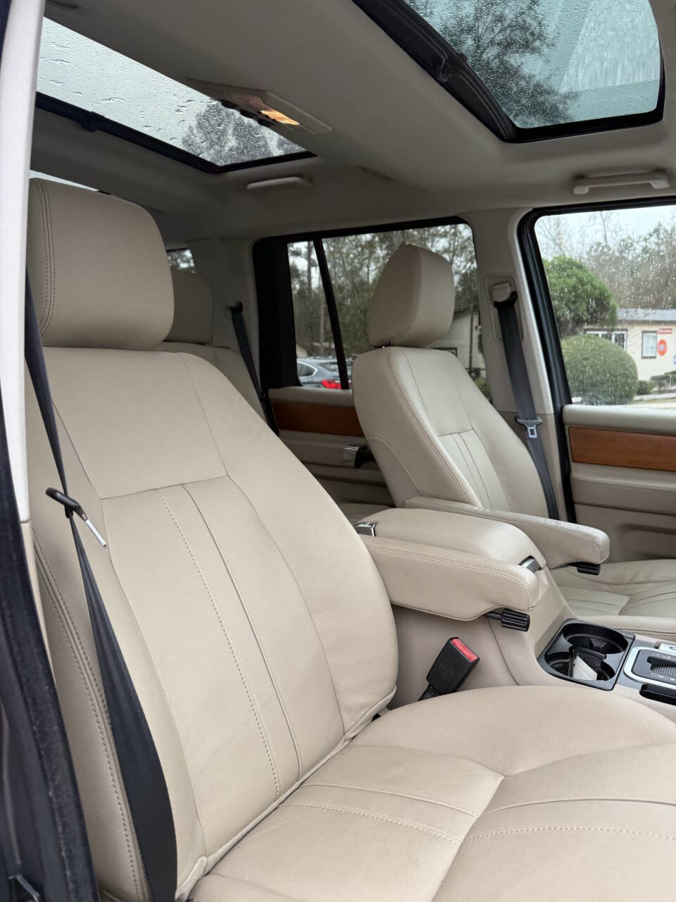 Used 2010 Land Rover LR4 HSE image 28