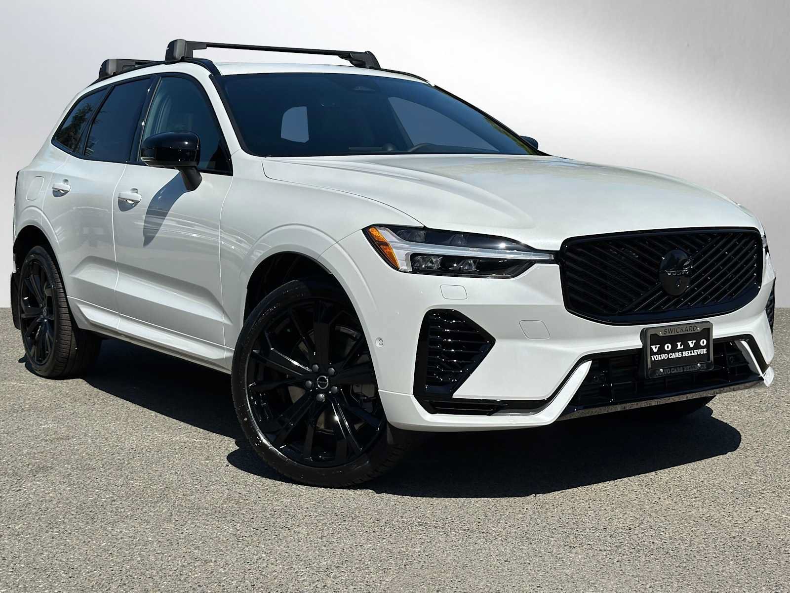 New 2026 Volvo XC60 T8 Ultra w/ Protection Package Premier