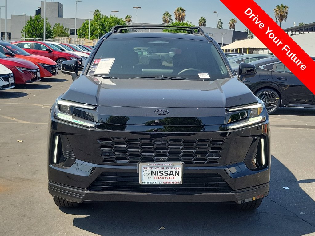 Used 2026 Toyota RAV4 XSE w/ Weather Package AWD/4WD image 32