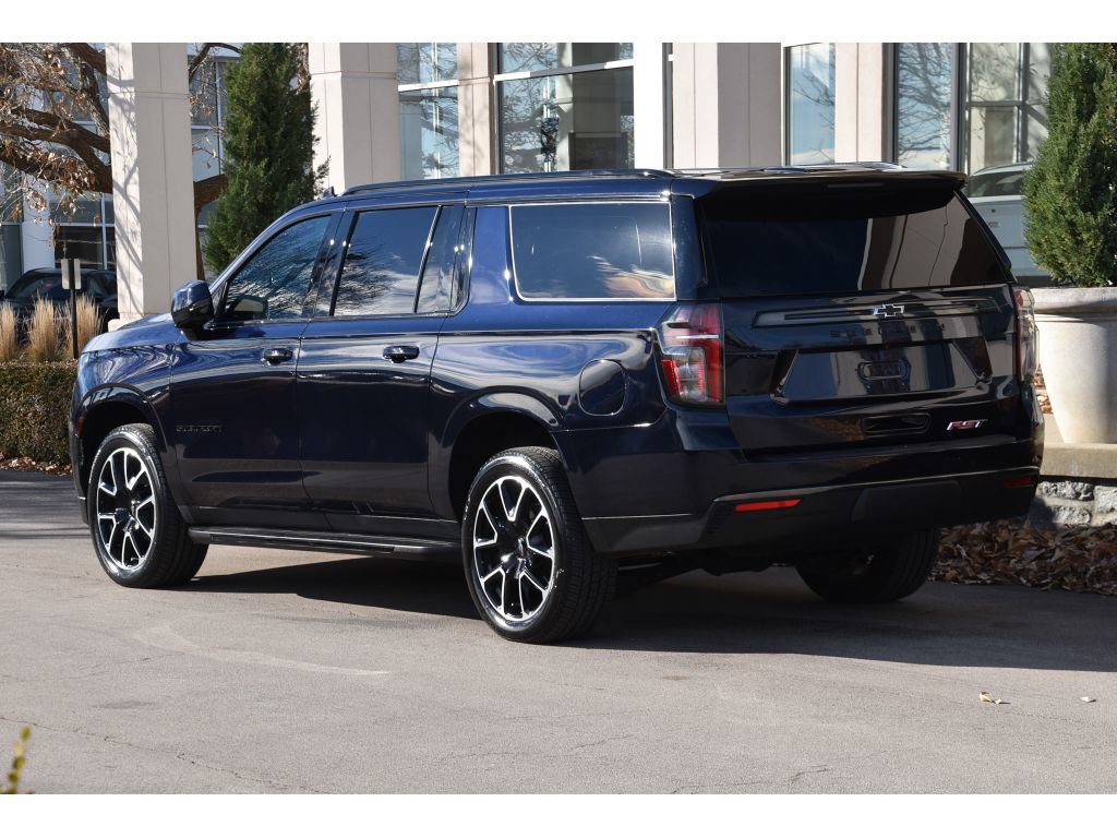 Used 2022 Chevrolet Suburban RST w/ Luxury Package image 6