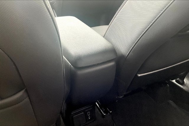Used 2023 Chevrolet TrailBlazer RS w/ Sun and Liftgate Package FWD image 10