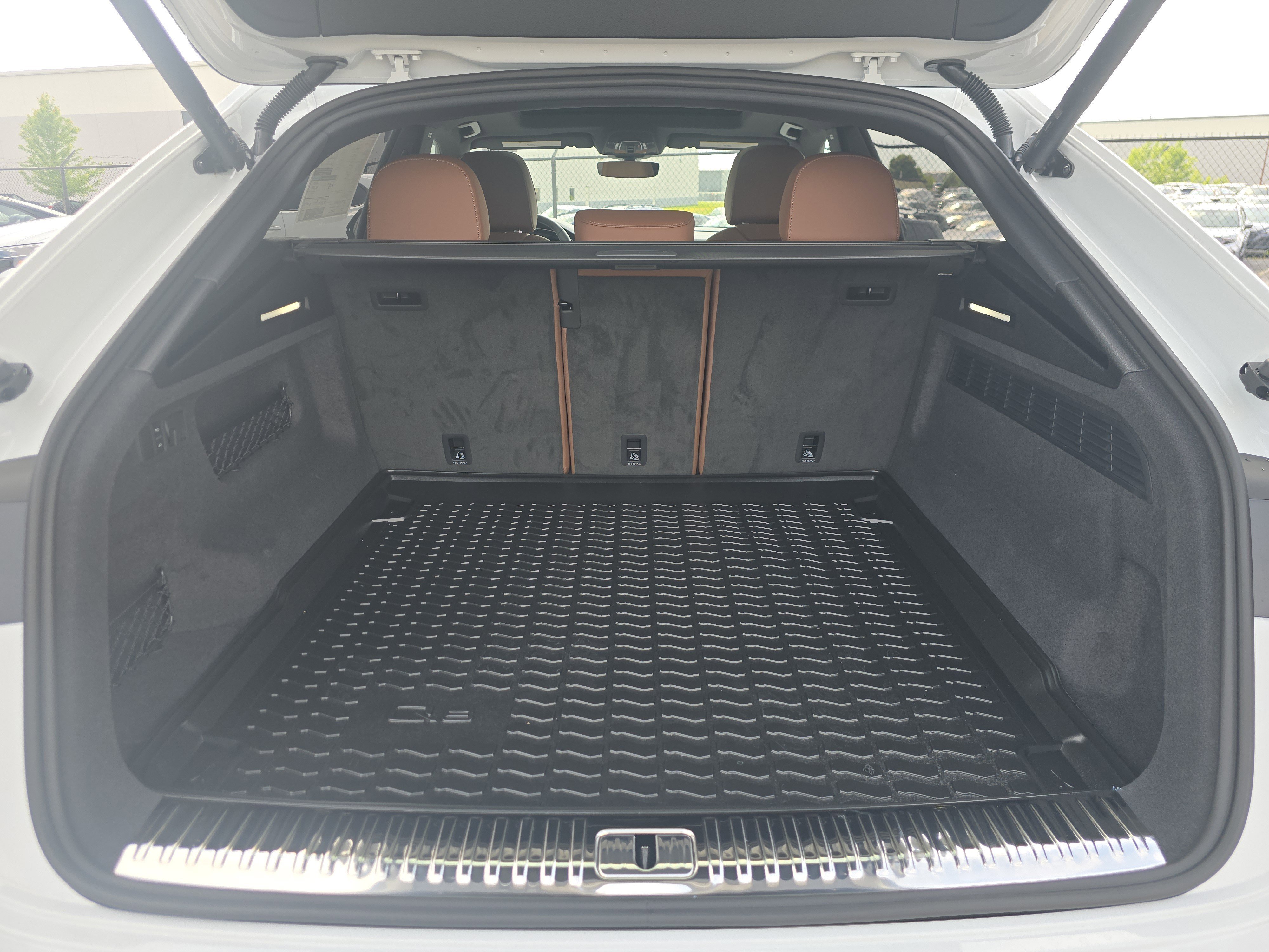 New 2026 Audi Q8 Premium Plus AWD/4WD image 17