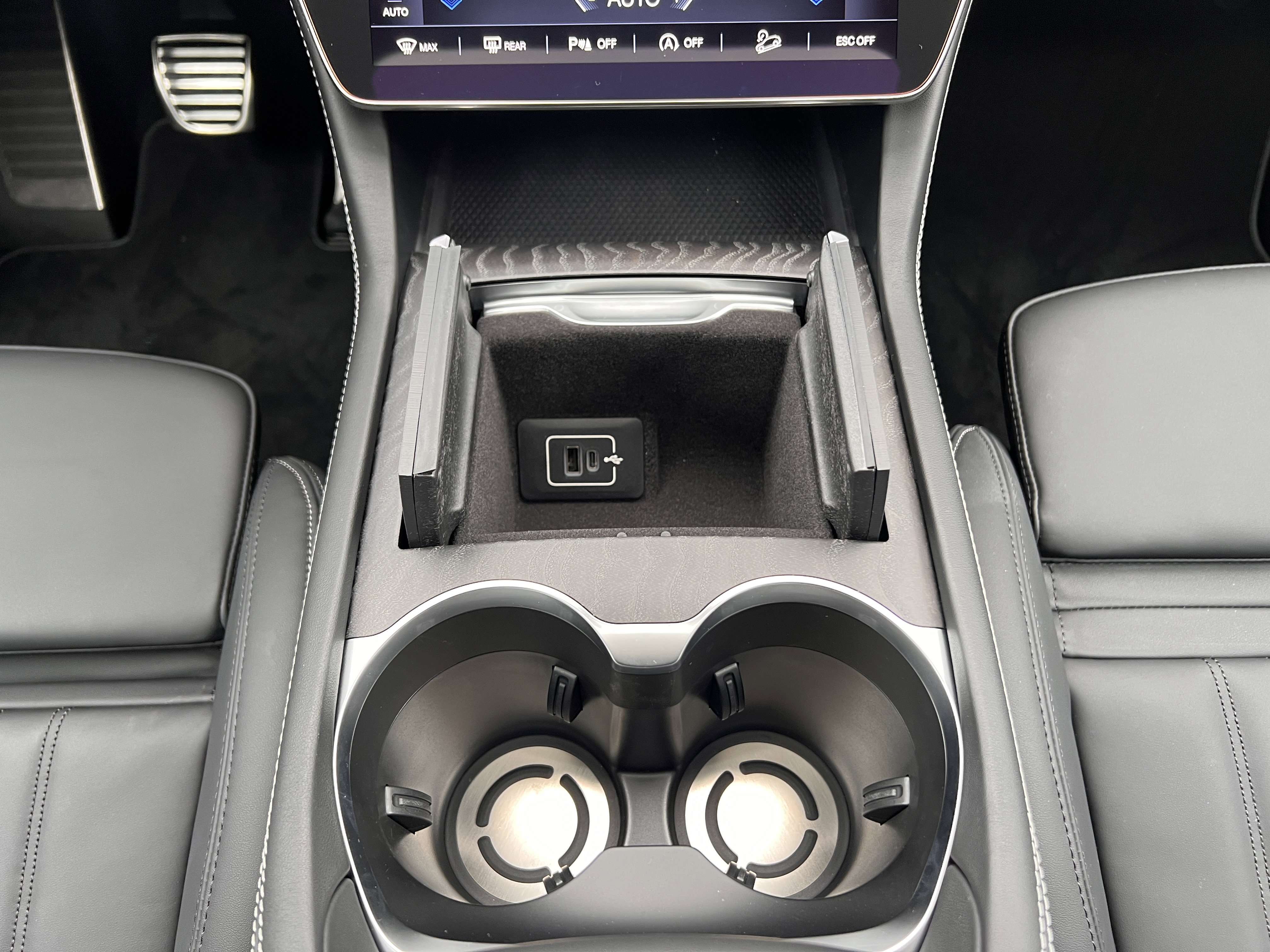 New 2025 Maserati Grecale Modena image 21