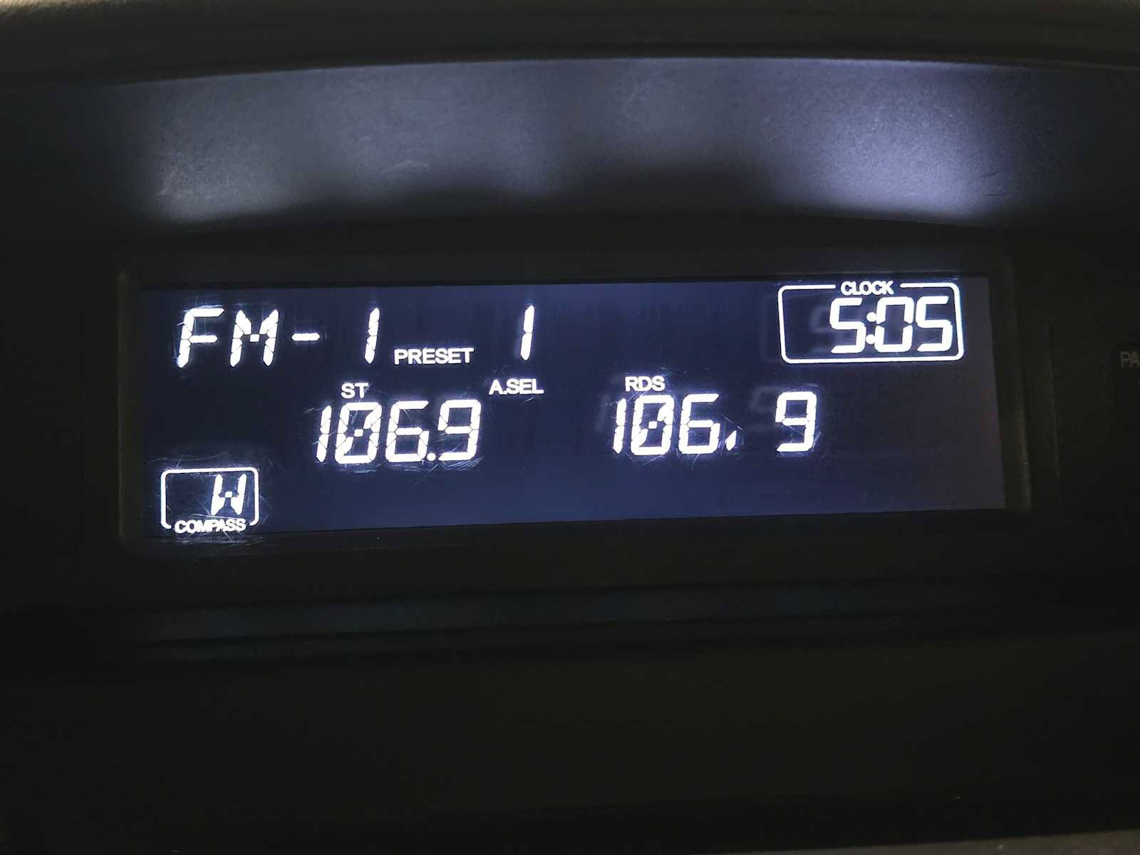 Used 2010 Honda Pilot LX image 13