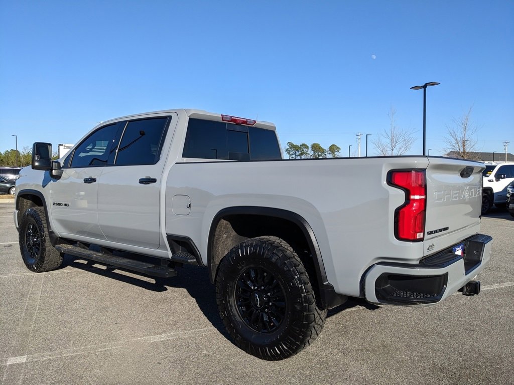 Used 2024 Chevrolet Silverado 2500 LTZ w/ LTZ Plus Package image 22